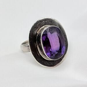 Sterling Silver 925 Large Oval Purple Synthetic Sapphire Ring Size 6.5 7.78g
